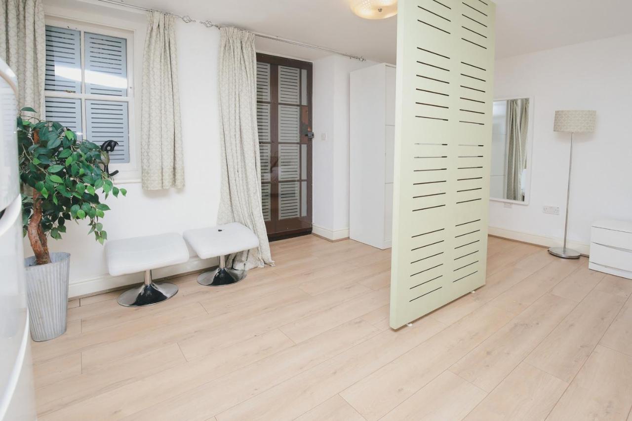 Cambridge City Studios By Payman Club Экстерьер фото